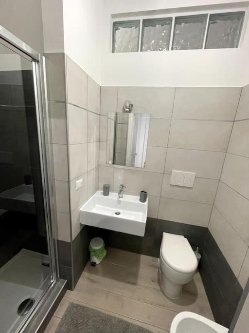 Domus Art Suites Merulana Rome Bagian luar foto