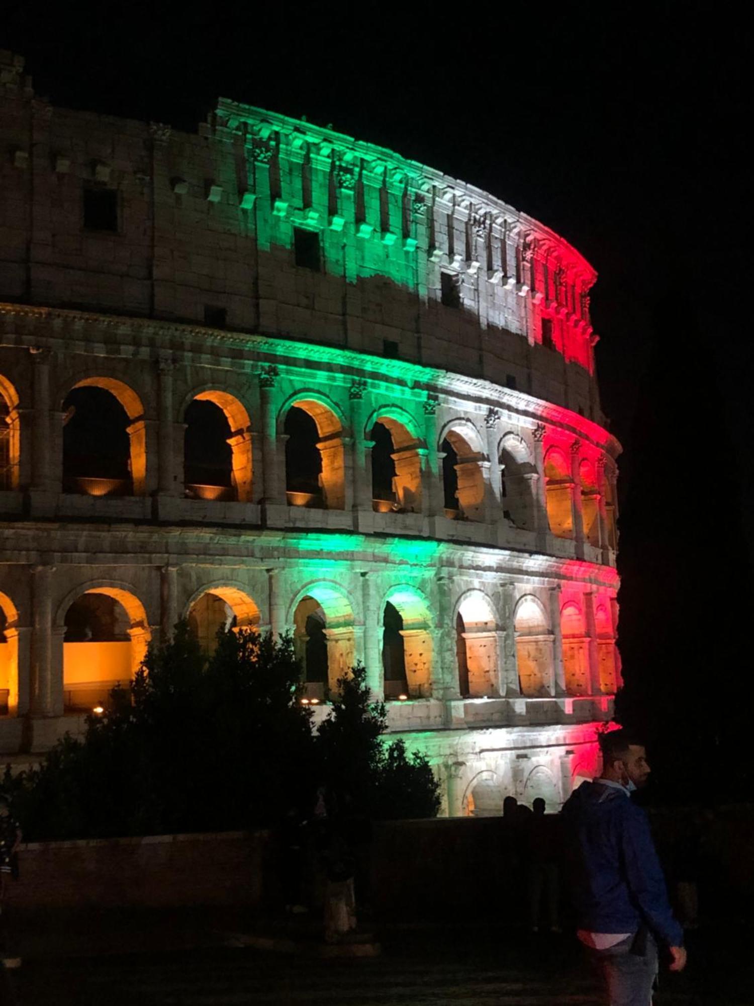 Domus Art Suites Merulana Rome Bagian luar foto